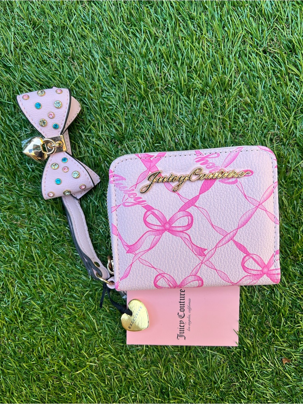 Juicy Couture Pink Chiffon Lovely Bow Small Zip Around Wristlet Wallet